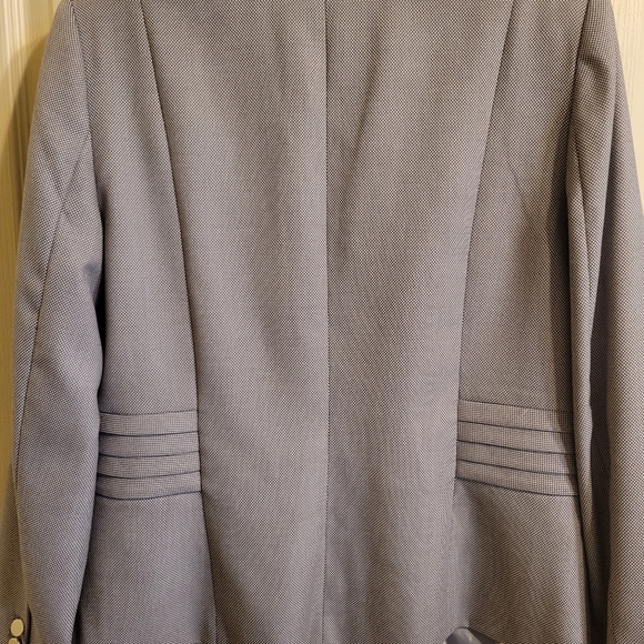 Calvin Klein Gray & White Jacket 14 - Picture 5 of 7